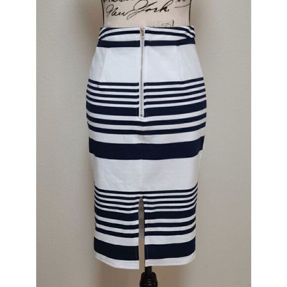 EXECUTIVE PONIES Classy Striped Pencil Skirt SIZE S - Picture 7 of 11